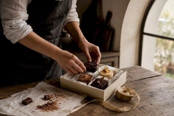 cómo personalizar cajas de postres para eventos en cualquier ocasión