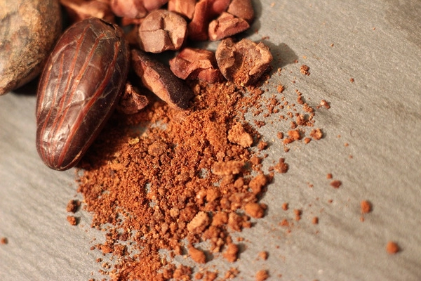 5 razones por las que el cacao crudo no debe faltar en tu cocina