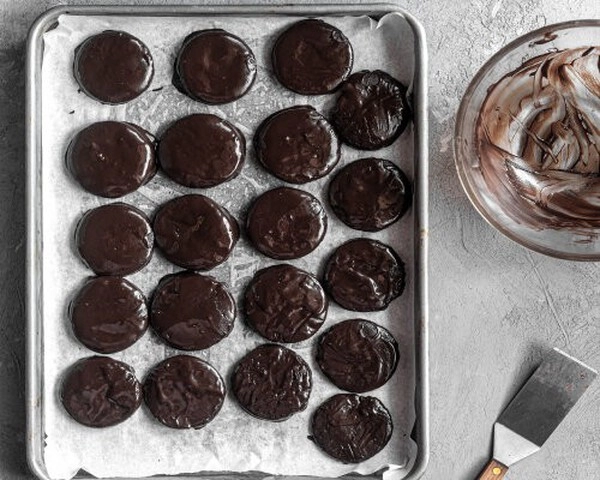 crema ganache en galletas con naranja