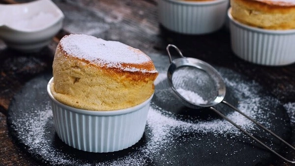 soufflé de chocolate con chocolate blanco bam