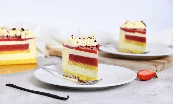 tarta de vainilla con fresas