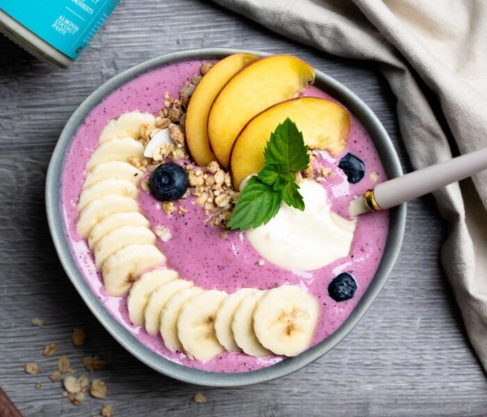 desayuno saludable con bol dulce fit