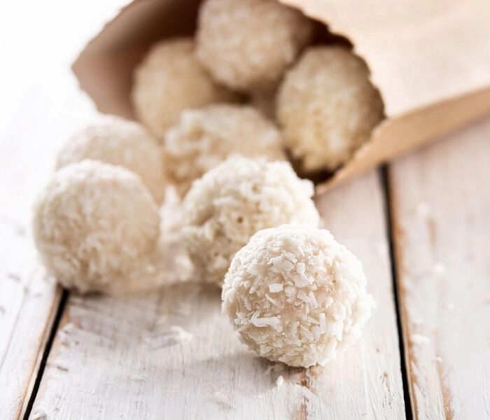 bolas proteínicas de coco