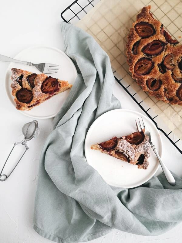 pastel de ciruelas