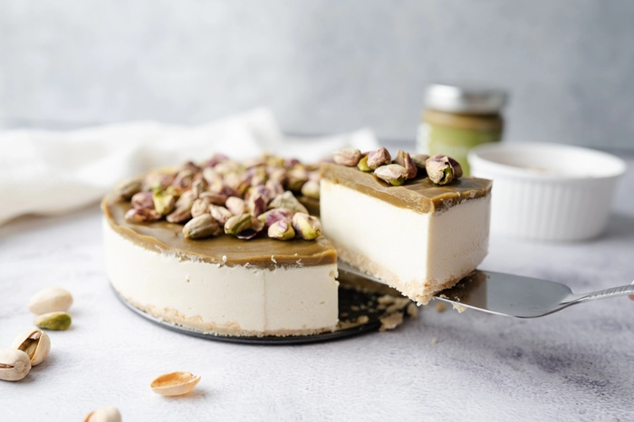 tarta de queso y pistacho sin hornear