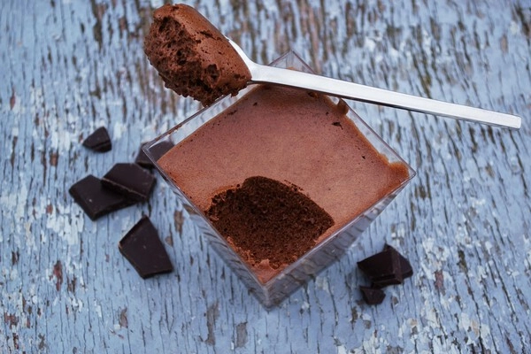cómo hacer mousse de chocolate fácil en unos minutos