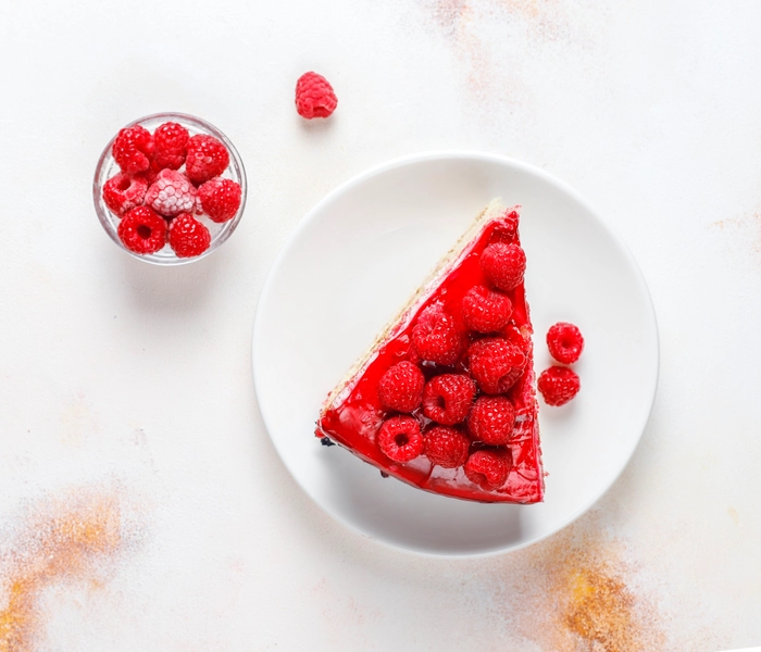 tarta de vainilla con frambuesas