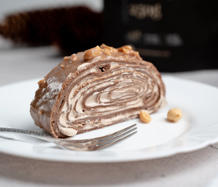 pastel de chocolate con cacao y cacahuetes