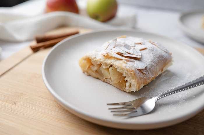 strudel de manzana en versión dulce y salada