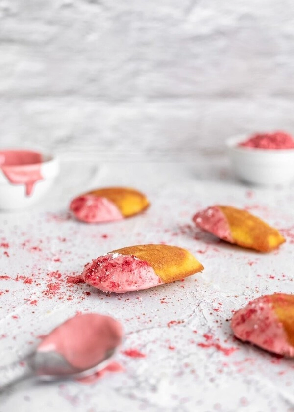 magdalenas con almendras y chocolate ruby