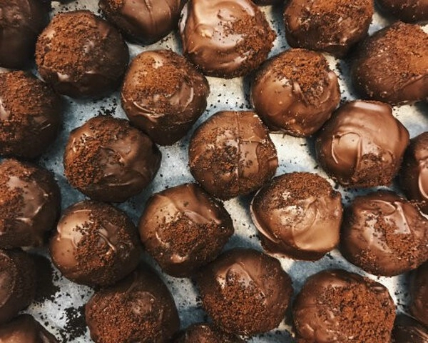 bolas de chocolate rellenas de mascarpone